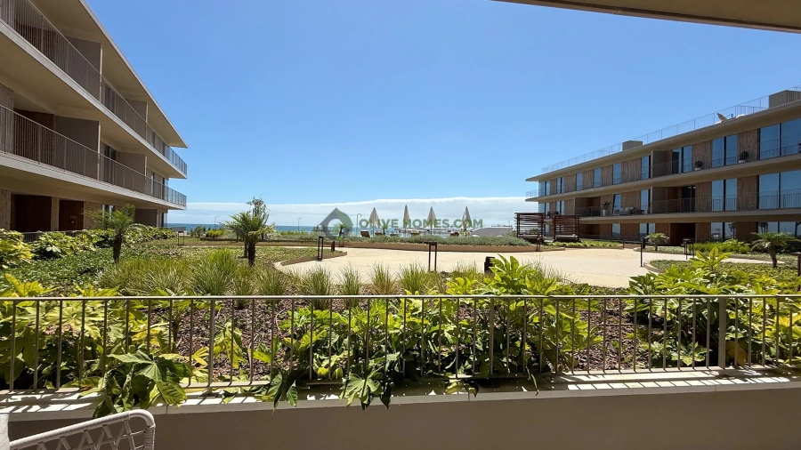 Apartamento T2 para Venda em Quarteira Foto 37