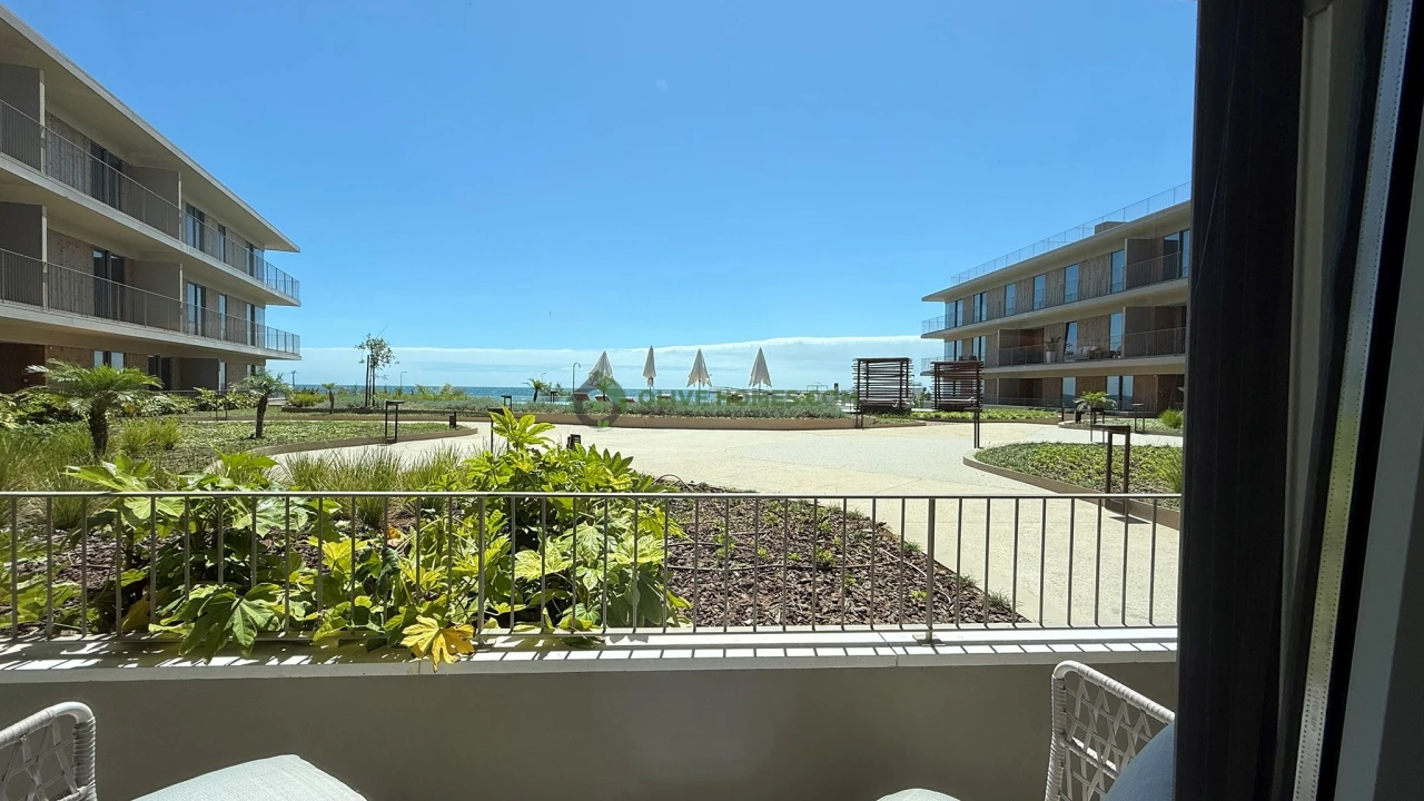 Apartamento T2 para Venda em Quarteira Foto 6