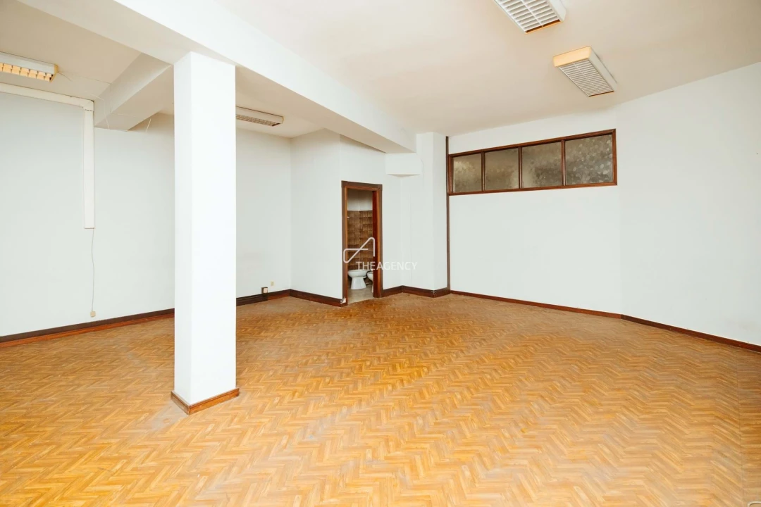 Prédio para Venda em Braga (São José de São Lázaro e São João do Souto) Foto 11