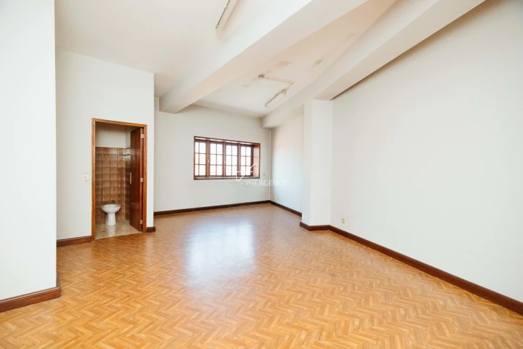 Prédio para Venda em Braga (São José de São Lázaro e São João do Souto) Foto 9