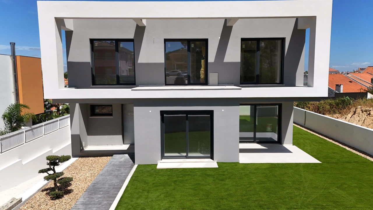 Moradia T3 para Venda em Charneca de Caparica e Sobreda Foto 4