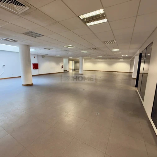 Negócio para Arrendamento em São Domingos de Benfica Foto 9