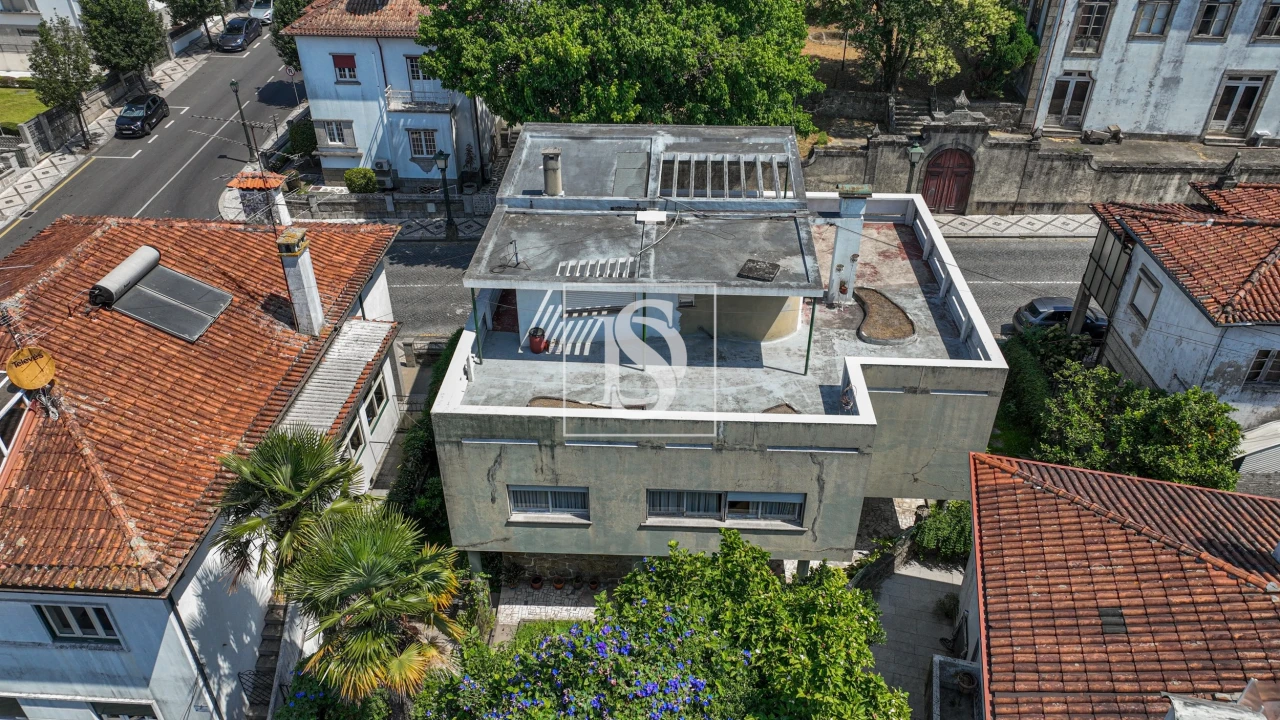 Moradia T5 para Venda em Oliveira, São Paio e São Sebastião Foto 9