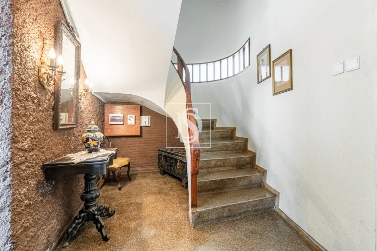 Moradia T5 para Venda em Oliveira, São Paio e São Sebastião Foto 10