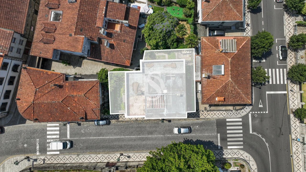 Moradia T5 para Venda em Oliveira, São Paio e São Sebastião Foto 7