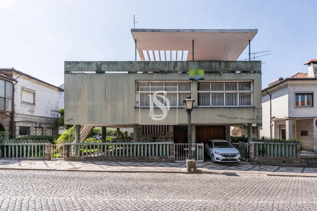 Moradia T5 para Venda em Oliveira, São Paio e São Sebastião Foto 5