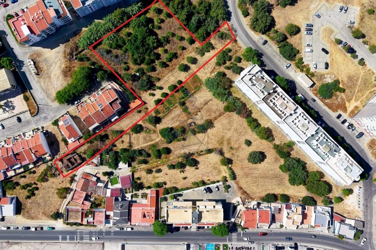 Terreno para Venda em Portimão Foto 2