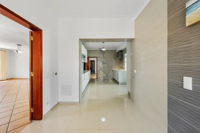 Moradia T4 para Venda em Portimão
