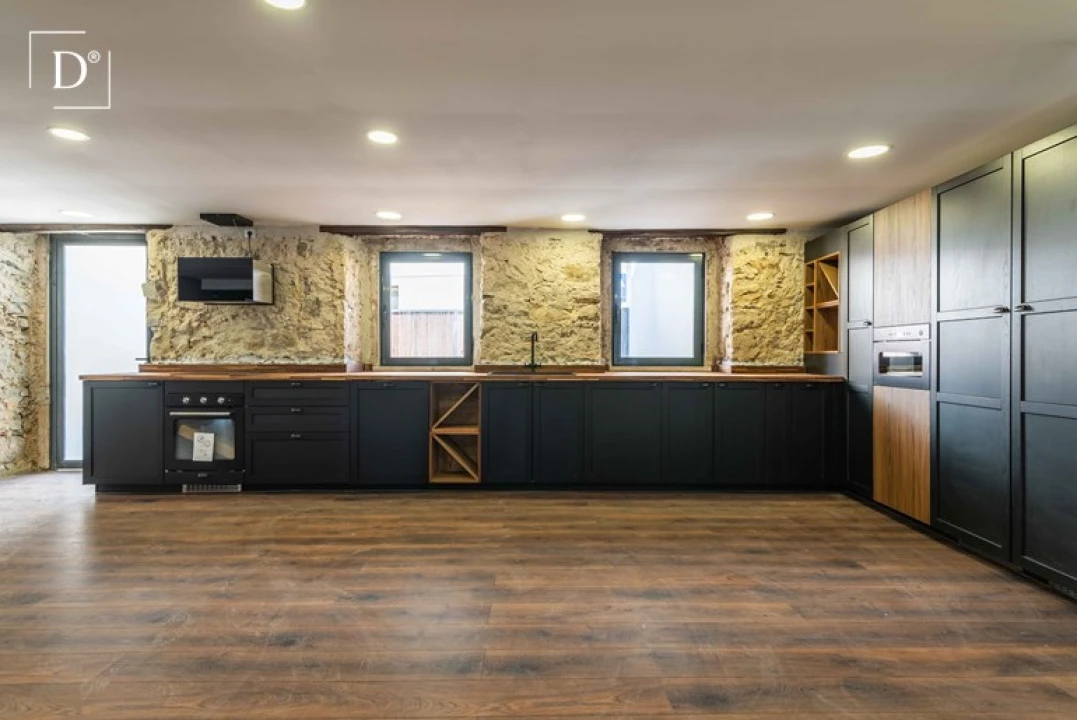 Apartamento T4 para Venda em Monchique Foto 6