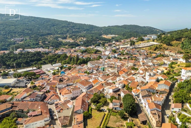 Apartamento T4 para Venda em Monchique Foto 34