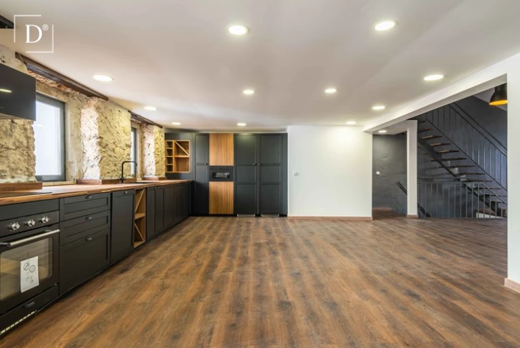 Apartamento T4 para Venda em Monchique Foto 2