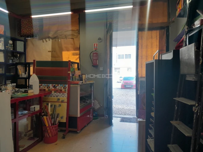 Negócio para Venda em Póvoa de Santo Adrião e Olival Basto Foto 7