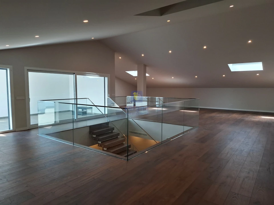 Apartamento T3 para Venda em Marrazes e Barosa Foto 43
