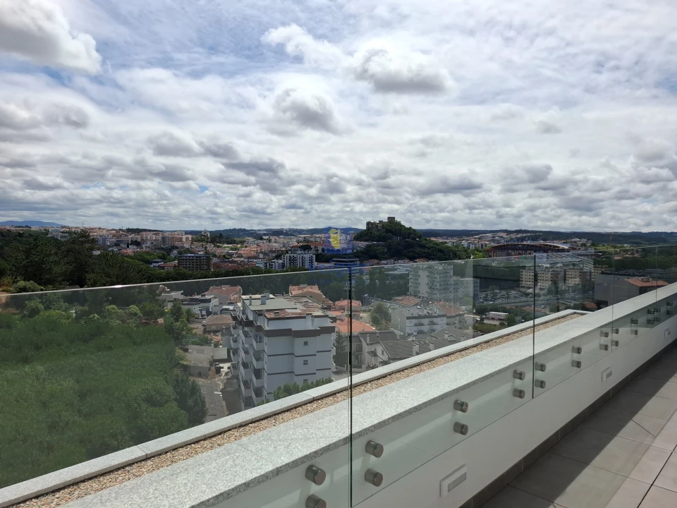 Apartamento T3 para Venda em Marrazes e Barosa Foto 50