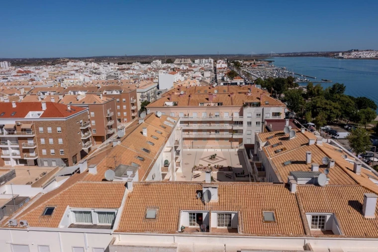 Apartamento T3 para Arrendamento férias em Vila Real de Santo Antonio Foto 24