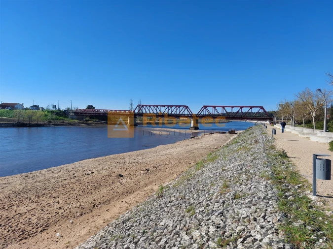 Moradia T2 para Venda em Coruche, Fajarda e Erra Foto 16