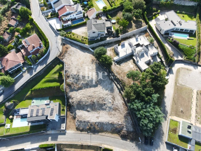 Terreno para Venda em Urgezes Foto 3