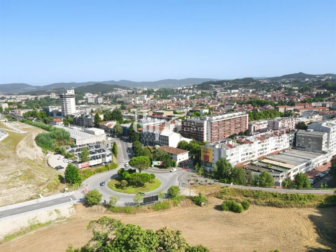 Terreno para Venda em Urgezes Foto 9