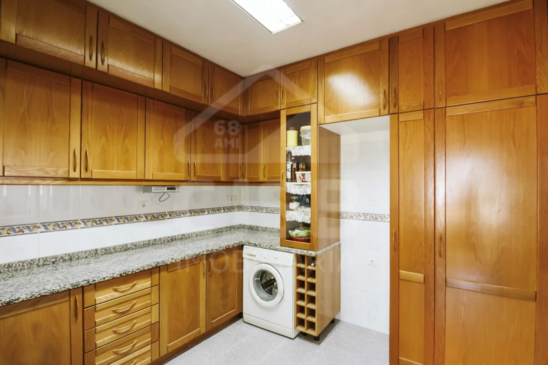 Moradia T5 para Venda em Branca Foto 18