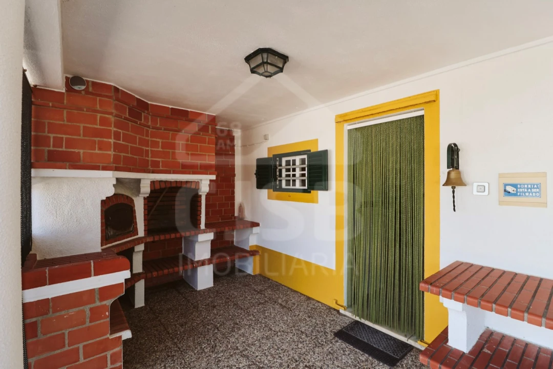 Moradia T5 para Venda em Branca Foto 24