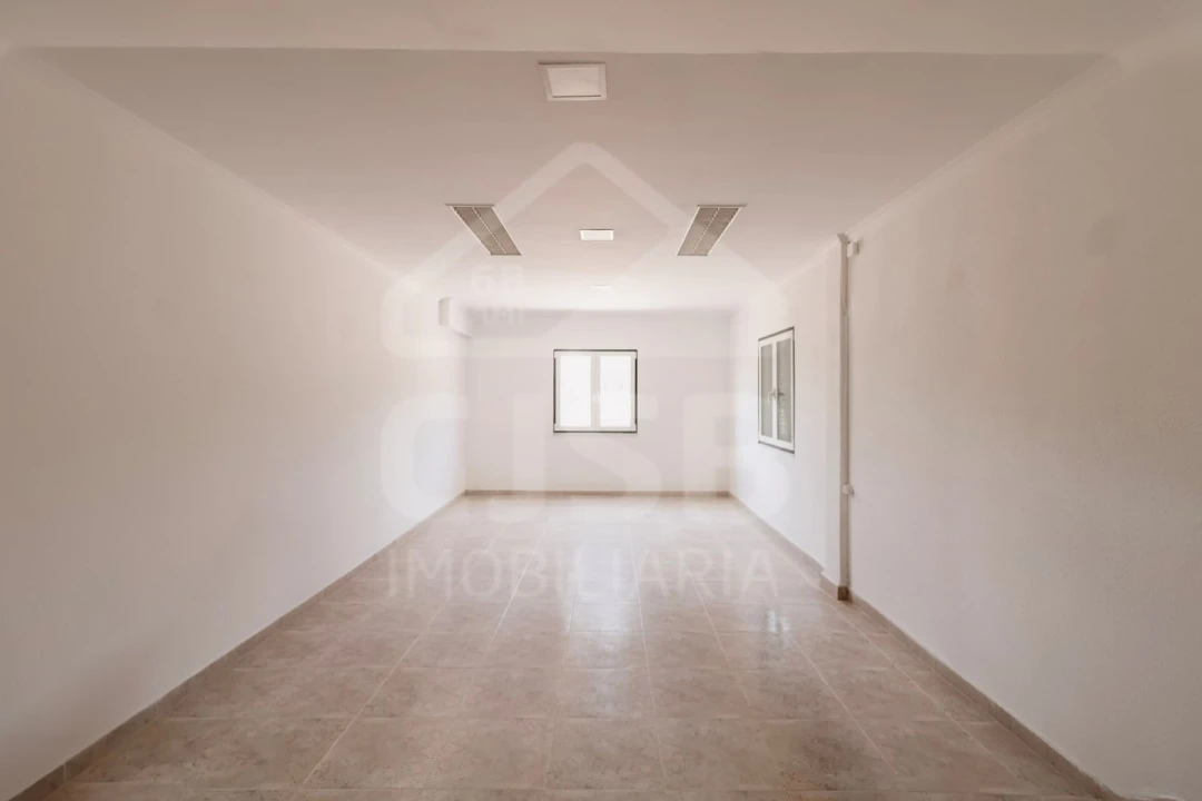 Moradia T5 para Venda em Branca Foto 19