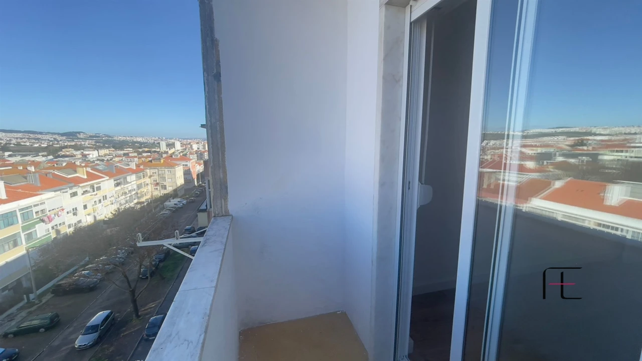 Apartamento T3 para Venda em Águas Livres Foto 10