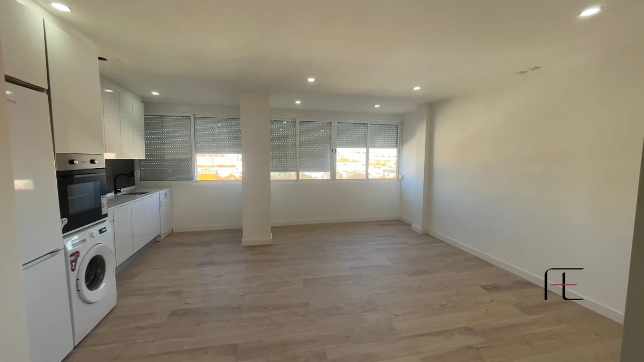 Apartamento T3 para Venda em Águas Livres Foto 18