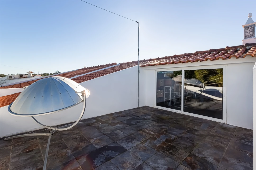 Moradia T3 para Venda em Ferreiras Foto 40