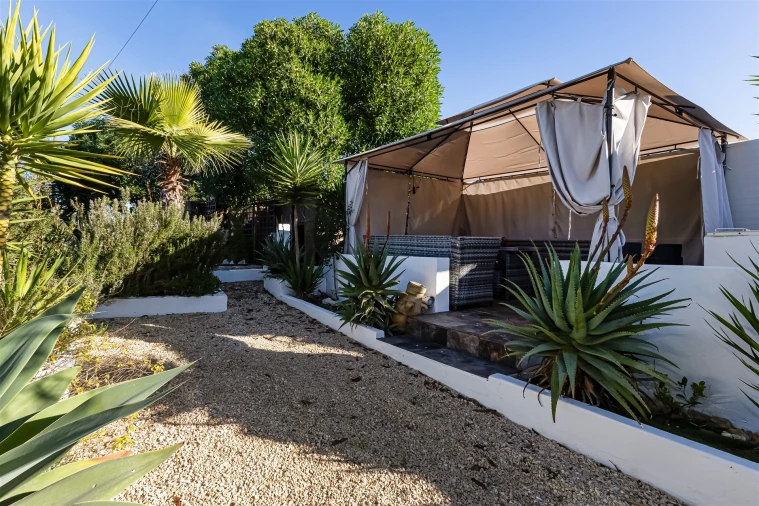 Moradia T3 para Venda em Ferreiras Foto 30