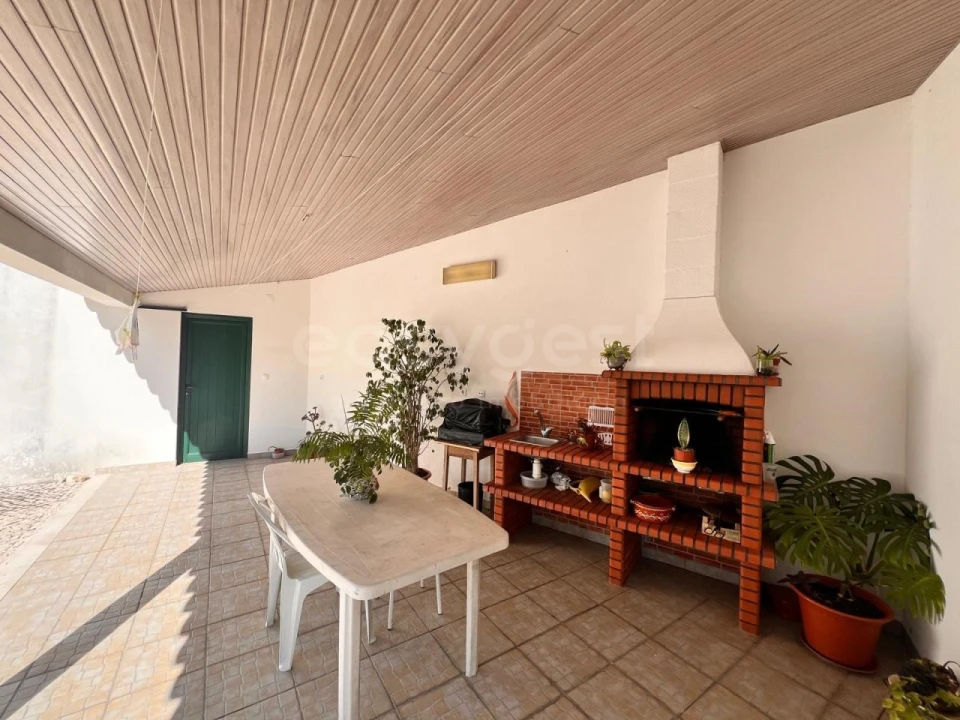 Moradia T4 para Venda em Nossa Sra de Fatima Foto 29