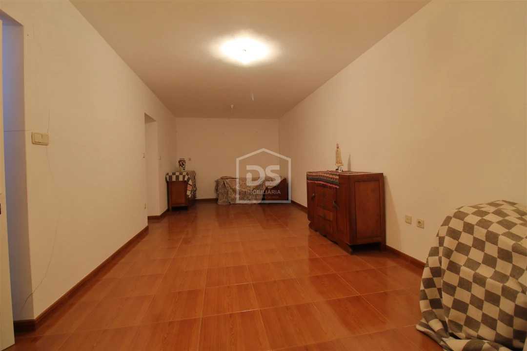 Moradia T2 para Venda em Luzim e Vila Cova Foto 12