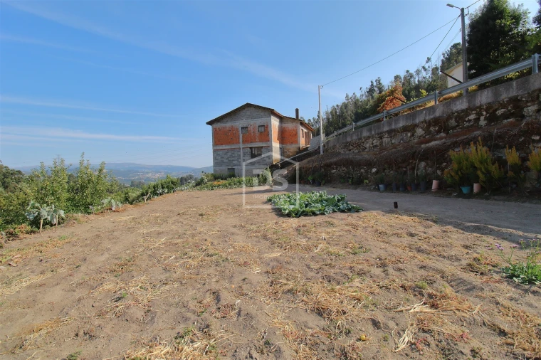 Moradia T2 para Venda em Luzim e Vila Cova Foto 3