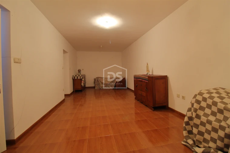 Moradia T2 para Venda em Luzim e Vila Cova Foto 12