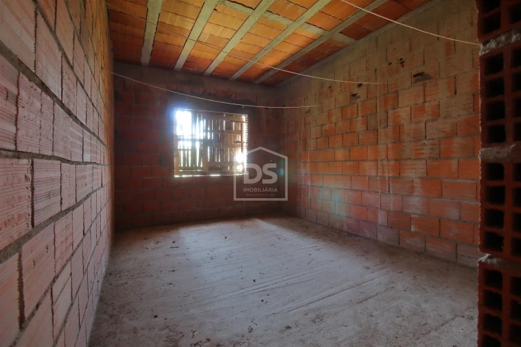 Moradia T2 para Venda em Luzim e Vila Cova Foto 7