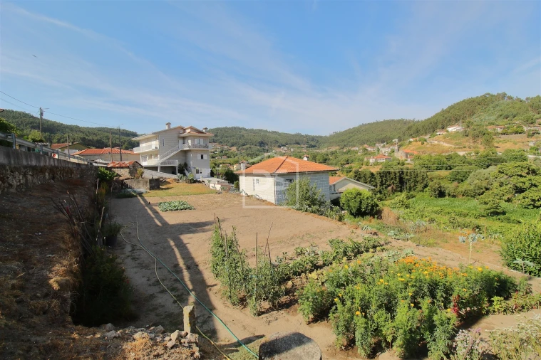 Moradia T2 para Venda em Luzim e Vila Cova Foto 10