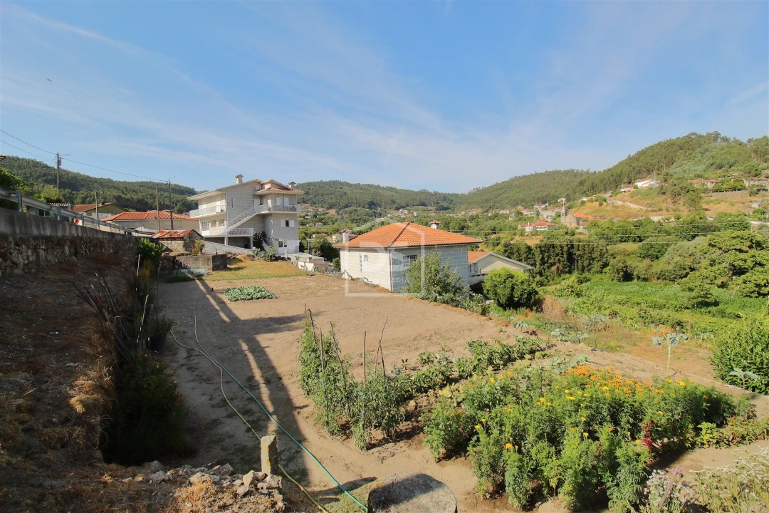 Moradia T2 para Venda em Luzim e Vila Cova Foto 10