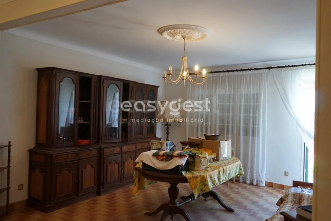 Moradia T5 para Venda em Santo Estêvão e Moita Foto 25