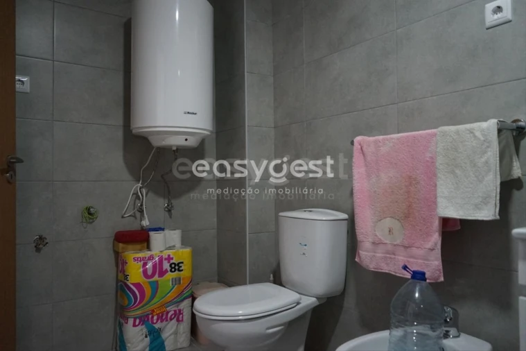 Moradia T5 para Venda em Santo Estêvão e Moita Foto 5