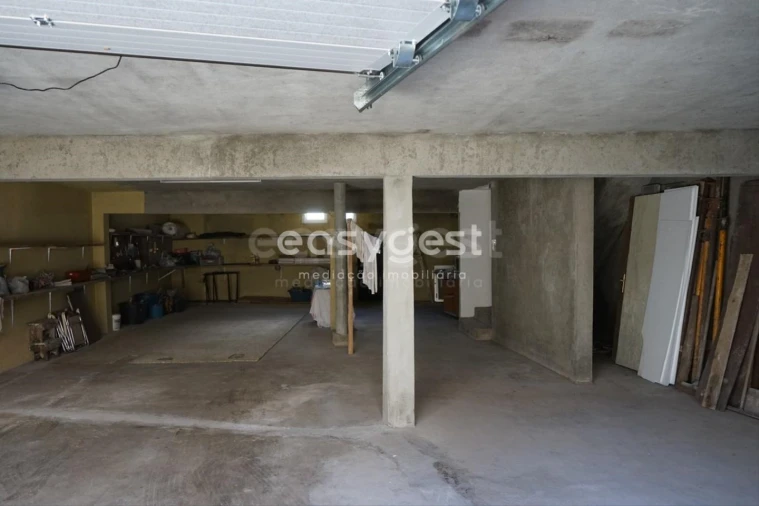 Moradia T5 para Venda em Santo Estêvão e Moita Foto 11