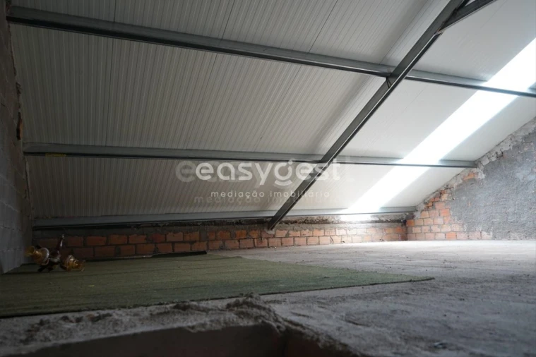 Moradia T5 para Venda em Santo Estêvão e Moita Foto 27