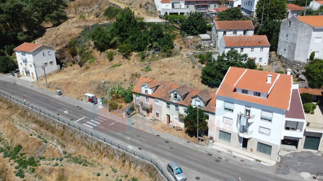 Moradia T10 para Venda em Cantar-Galo e Vila do Carvalho Foto 5