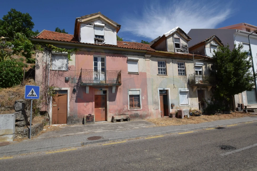 Moradia T10 para Venda em Cantar-Galo e Vila do Carvalho Foto 11