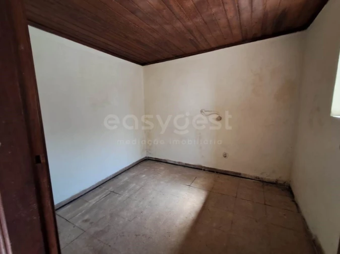 Moradia T3 para Venda em Chãos Foto 8