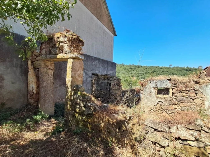 Moradia T3 para Venda em Chãos Foto 22