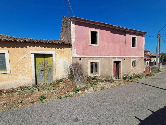 Moradia T3 para Venda em Chãos Foto 26