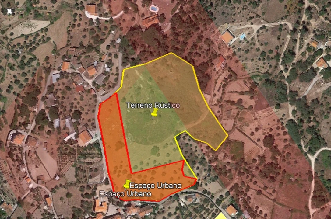 Terreno Misto para Venda em Covas e Vila Nova de Oliveirinha Foto 1
