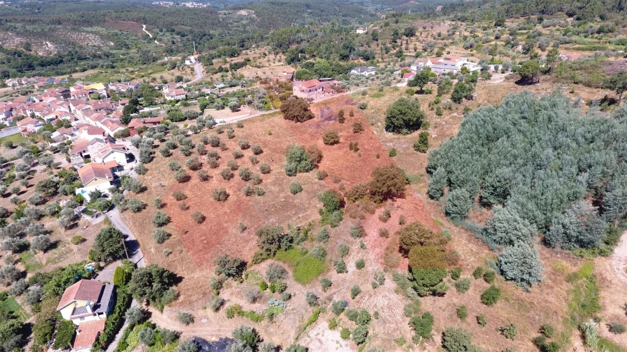 Terreno Misto para Venda em Covas e Vila Nova de Oliveirinha Foto 6