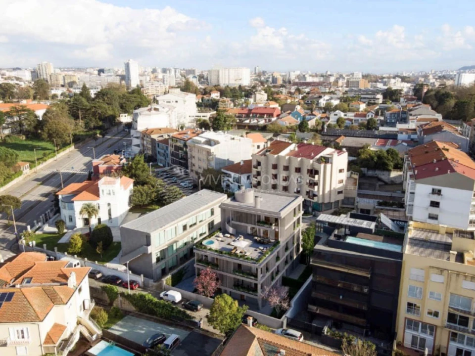 Apartamento T4 para Venda em Lordelo do Ouro e Massarelos Foto 11