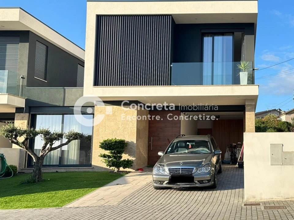 Moradia T3 para Venda em Creixomil e Mariz Foto 3