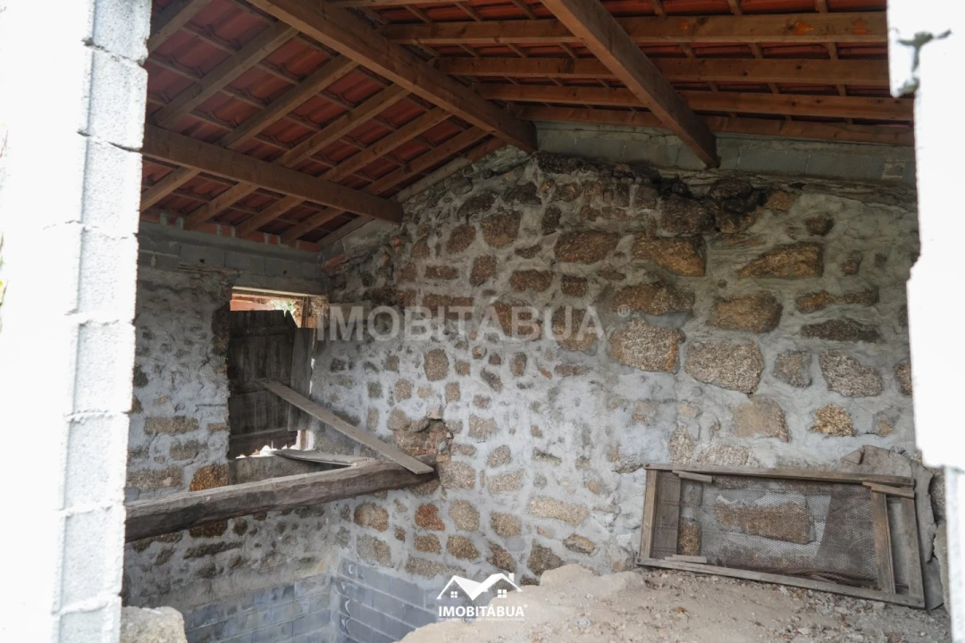 Moradia T3 para Venda em Tabua Foto 29